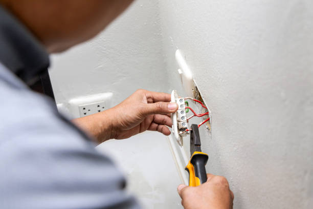 Best Commercial Electrician Services  in Clearview, WA